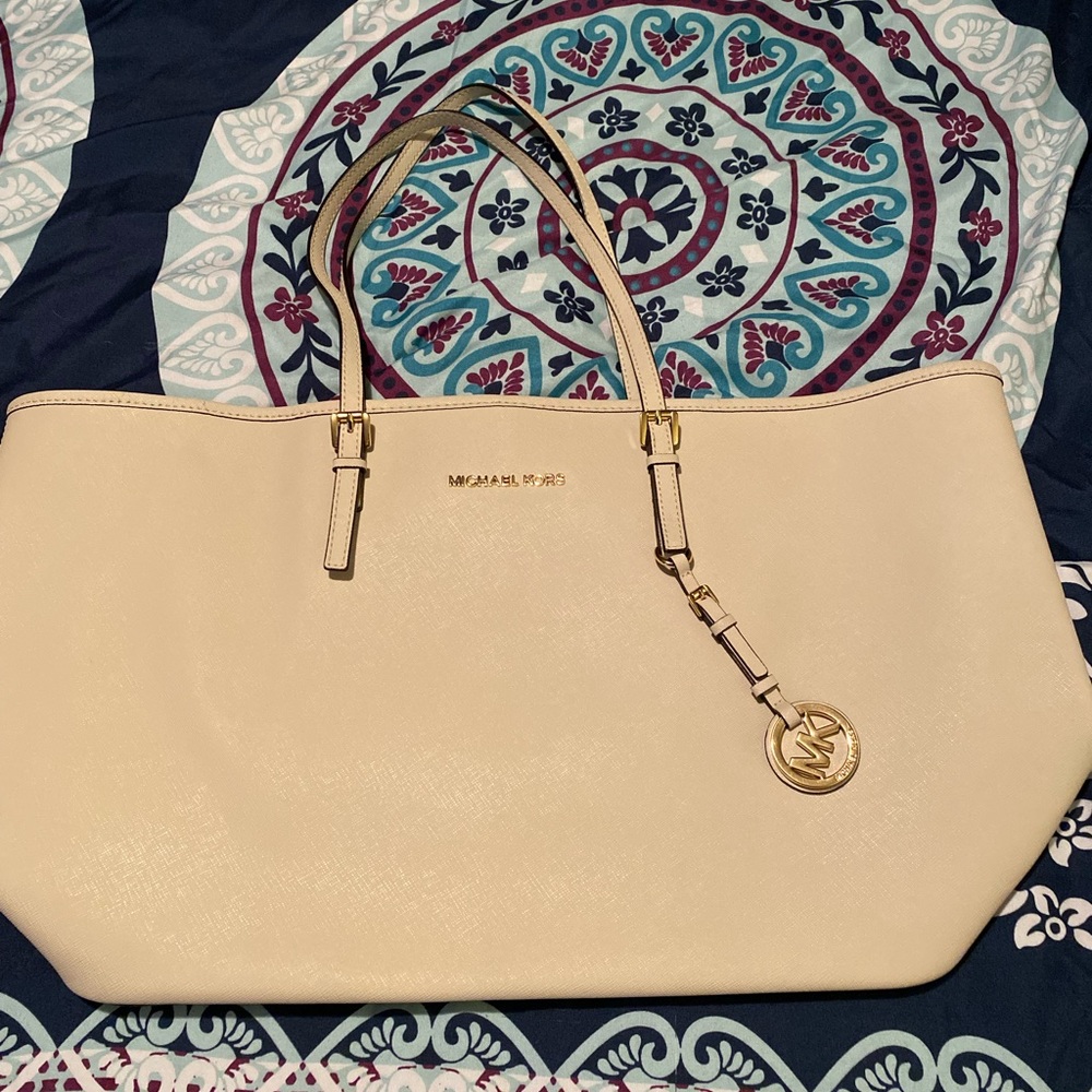 Michael Kors tote